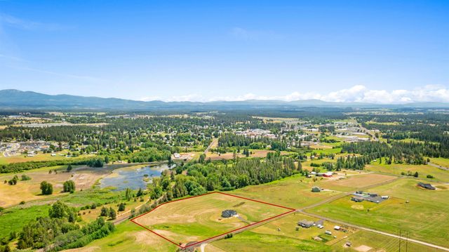 34012 N Fawn Ln, Deer Park, WA 99006