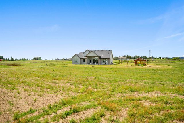 34012 N Fawn Ln, Deer Park, WA 99006
