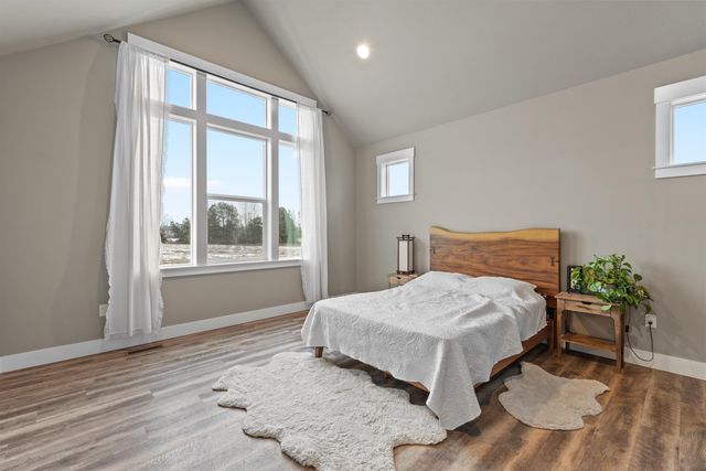 34012 N Fawn Ln, Deer Park, WA 99006