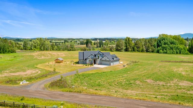 34012 N Fawn Ln, Deer Park, WA 99006