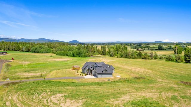 34012 N Fawn Ln, Deer Park, WA 99006