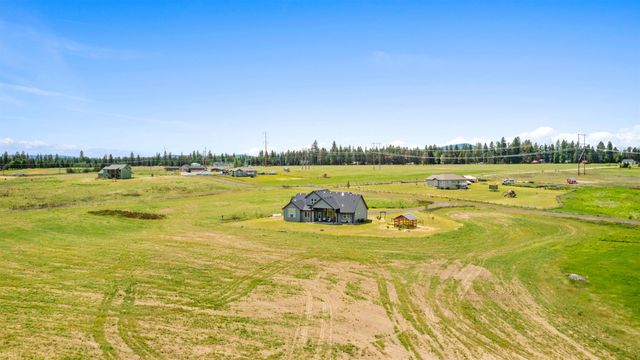 34012 N Fawn Ln, Deer Park, WA 99006