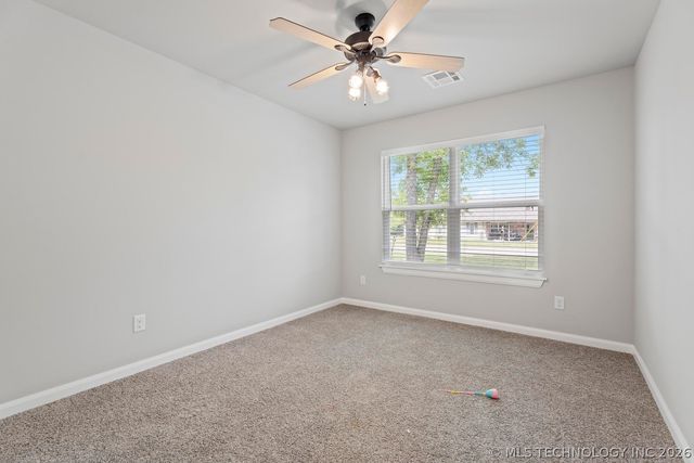 1621 Rockwood Drive, Grove, OK 74344
