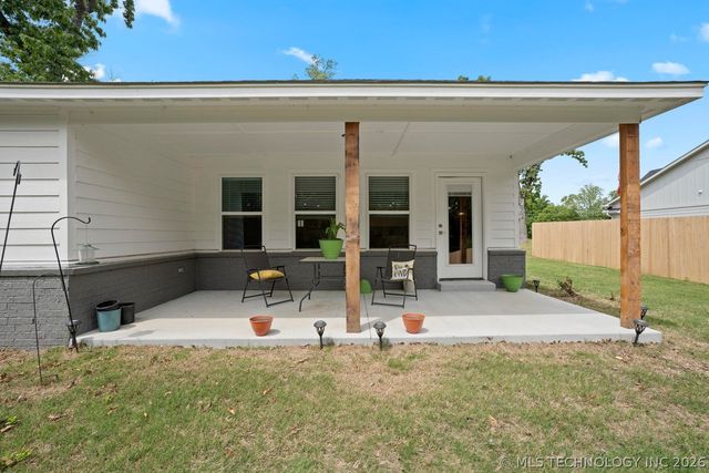 1621 Rockwood Drive, Grove, OK 74344