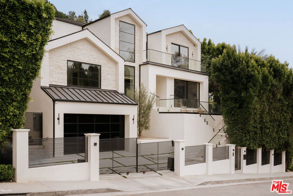 2878 Deep Canyon Drive, Beverly Hills, CA 90210 — exterior
