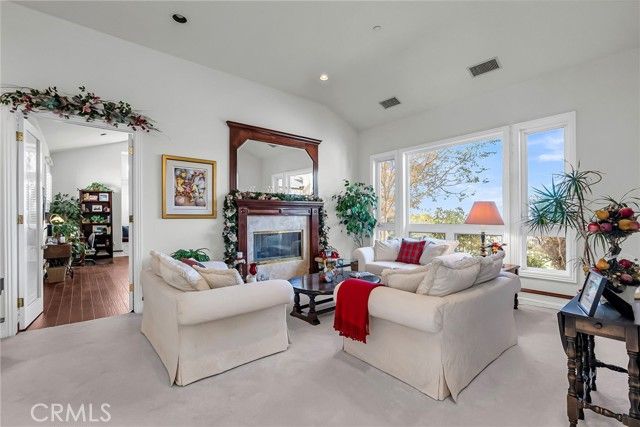 6872 Chartwell, Riverside, CA 92506