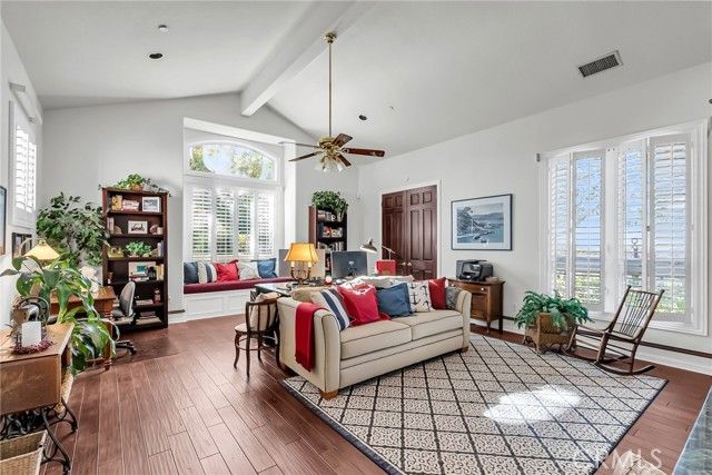 6872 Chartwell, Riverside, CA 92506