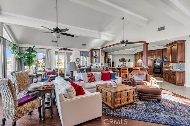 6872 Chartwell, Riverside, CA 92506