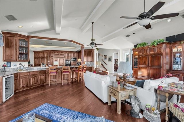 6872 Chartwell, Riverside, CA 92506