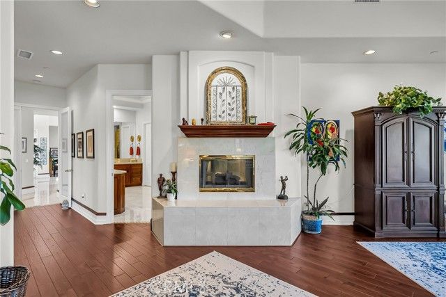 6872 Chartwell, Riverside, CA 92506