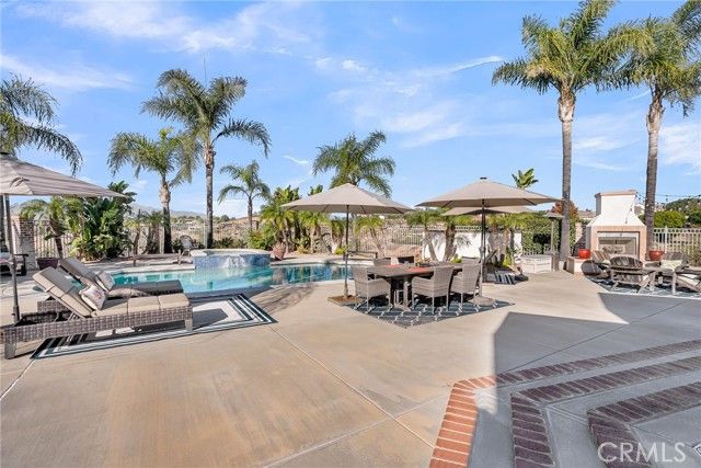 6872 Chartwell, Riverside, CA 92506