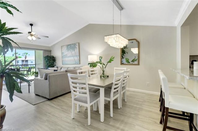 1358 Derbyshire CT F201, Naples, FL 34116