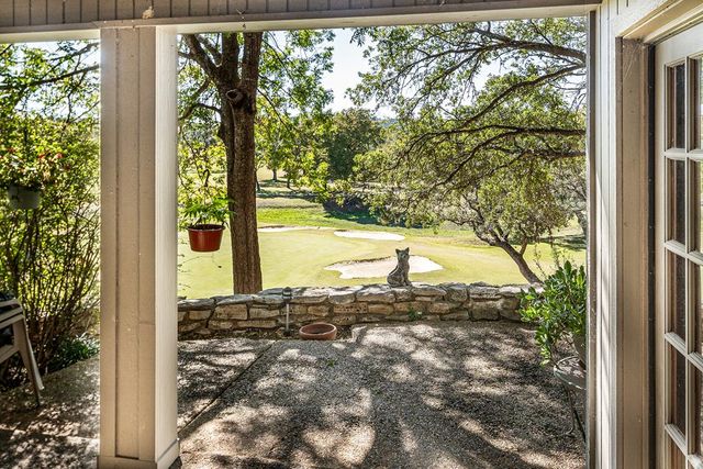 509 Fairway Dr, Kerrville, TX 78028