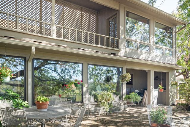 509 Fairway Dr, Kerrville, TX 78028