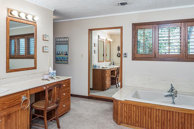 509 Fairway Dr, Kerrville, TX 78028