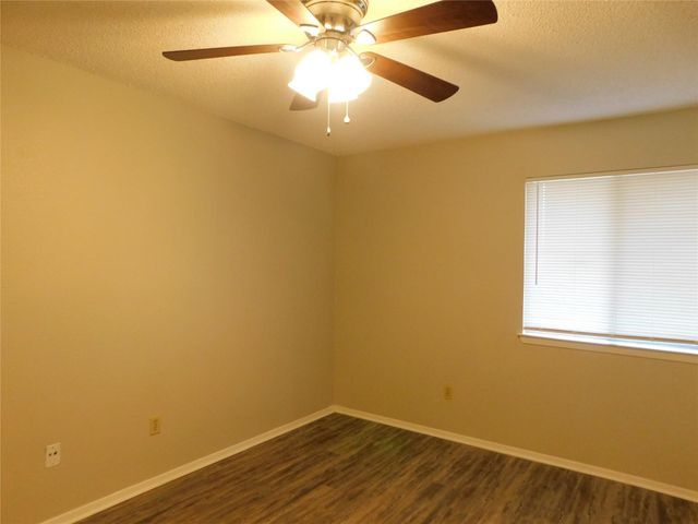 501-503 Willowbend CV 503, Round Rock, TX 78664