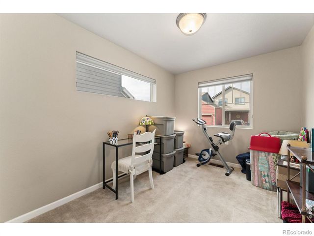 1216 Hummingbird Circle, Longmont, CO 80501