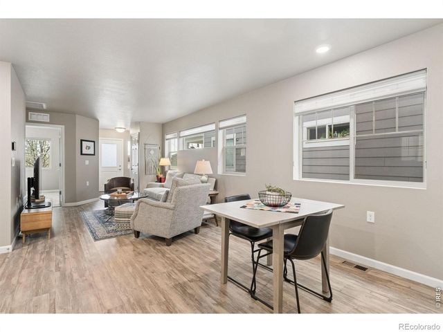 1216 Hummingbird Circle, Longmont, CO 80501