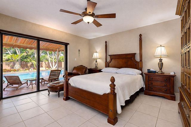 9400 SW 100th Ave Rd, Miami, FL 33176