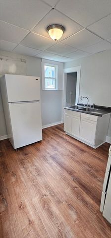 12 Foster St 12, Springfield, MA 01105