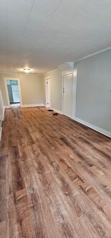 12 Foster St 12, Springfield, MA 01105