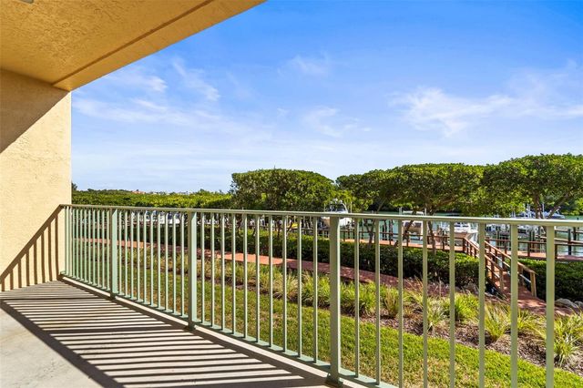 1645 PINELLAS BAYWAY S B2, Tierra Verde, FL 33715