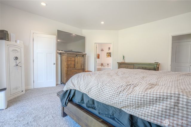 116 Gershick Road, Silver Creek, WA 98585