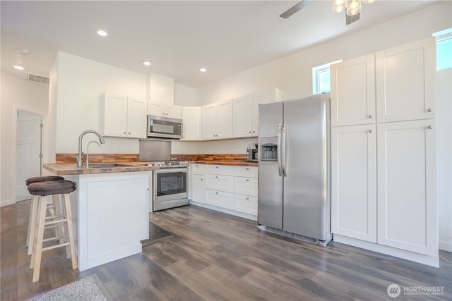 116 Gershick Road, Silver Creek, WA 98585
