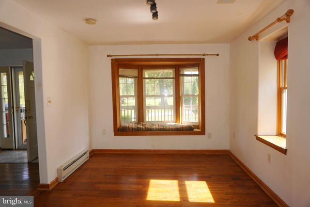 45 MEADOW RD, New Castle, DE 19720