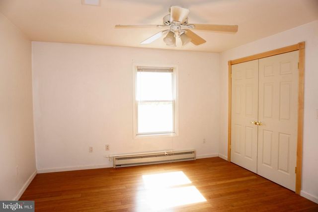 45 MEADOW RD, New Castle, DE 19720