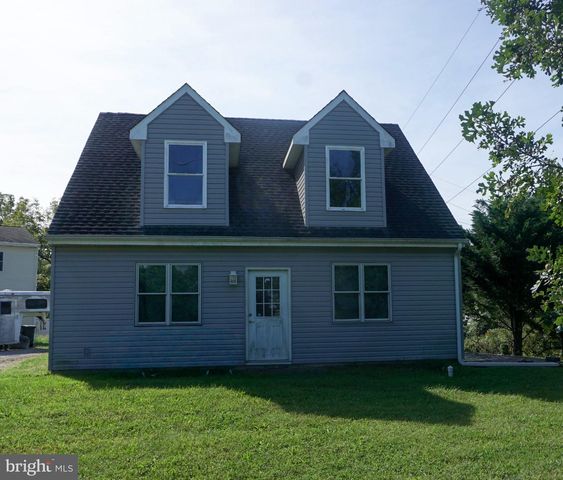 45 MEADOW RD, New Castle, DE 19720
