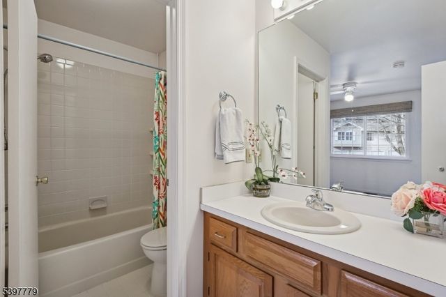 67 Bentley Court, Bedminster Twp., NJ 07921