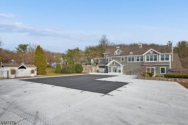67 Bentley Court, Bedminster Twp., NJ 07921
