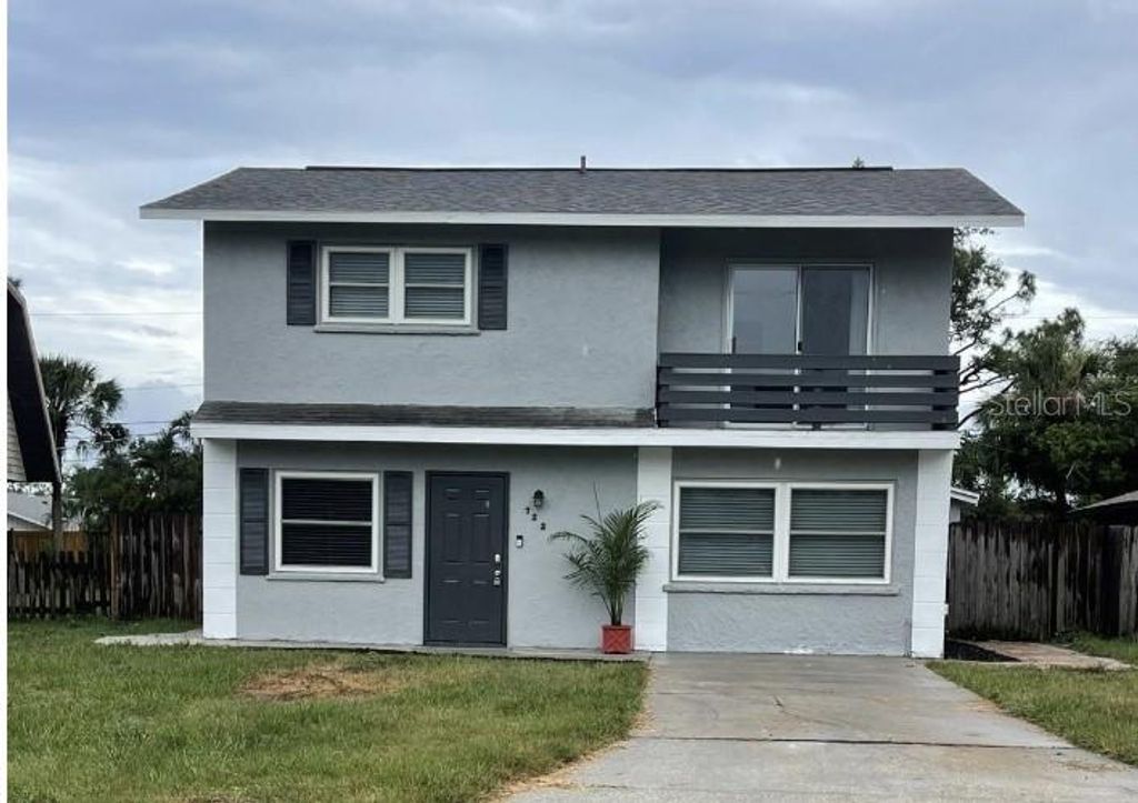 722 65TH AVENUE E, Bradenton, FL 34203