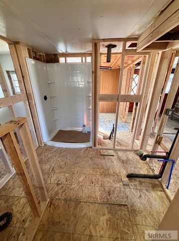 1 W Ute Road, Salmon, ID 83467