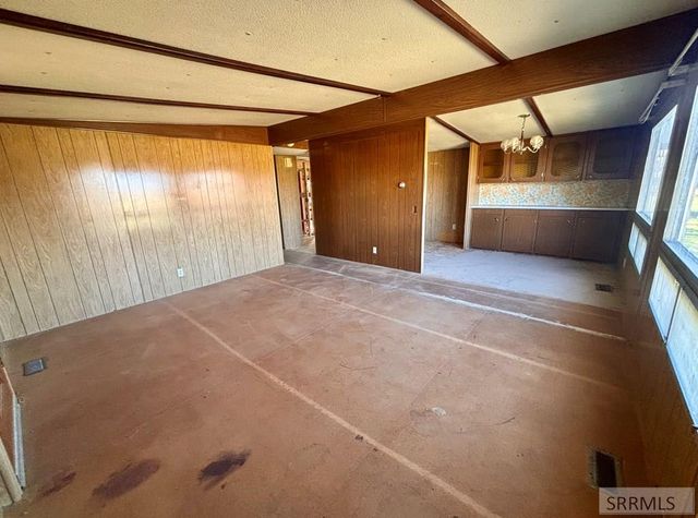 1 W Ute Road, Salmon, ID 83467