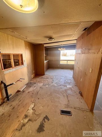 1 W Ute Road, Salmon, ID 83467