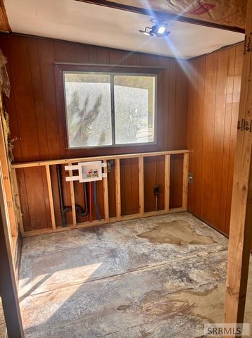 1 W Ute Road, Salmon, ID 83467