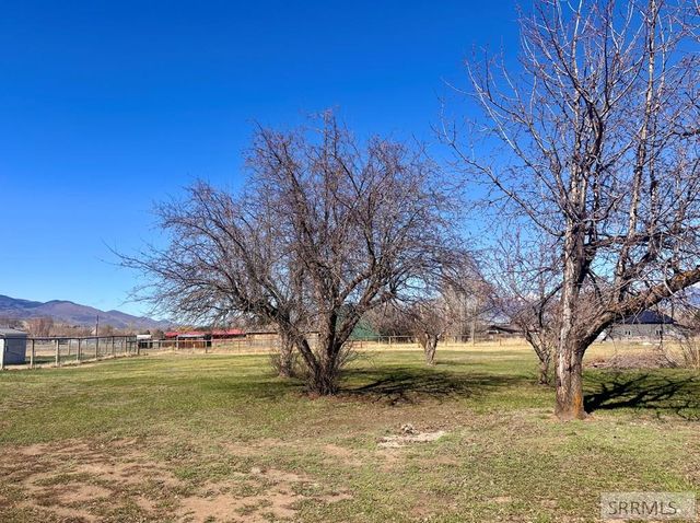 1 W Ute Road, Salmon, ID 83467