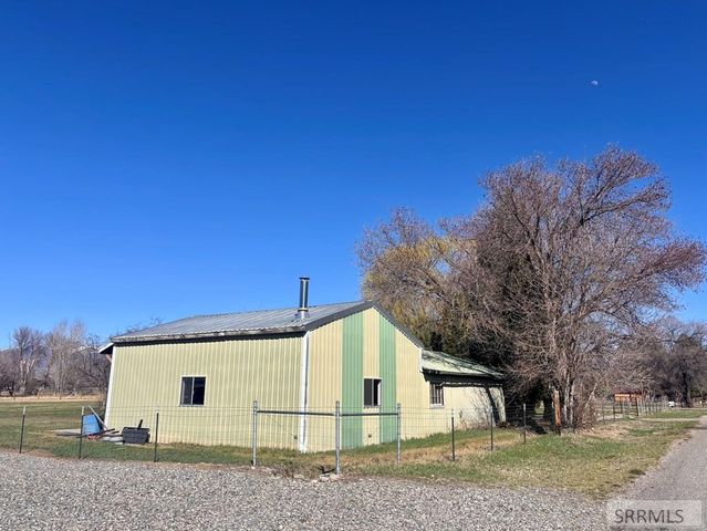 1 W Ute Road, Salmon, ID 83467