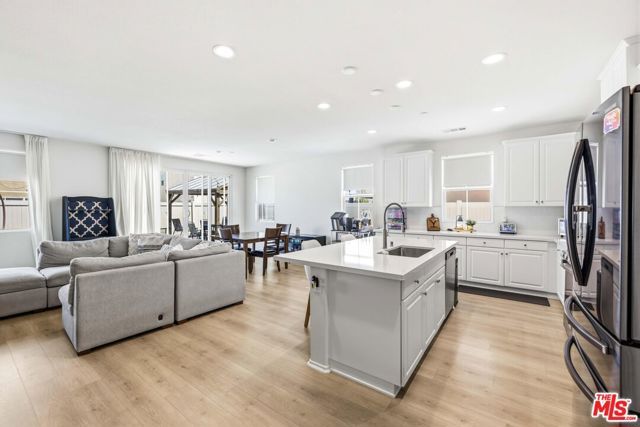 2141 Jenner Street, Lancaster, CA 93535