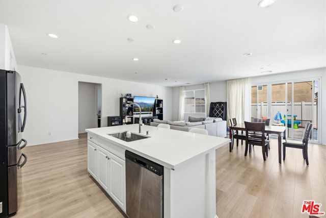 2141 Jenner Street, Lancaster, CA 93535