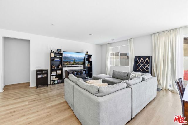 2141 Jenner Street, Lancaster, CA 93535
