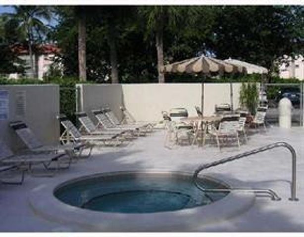 2771 Riverside Drive 211-a, Coral Springs, FL 33065