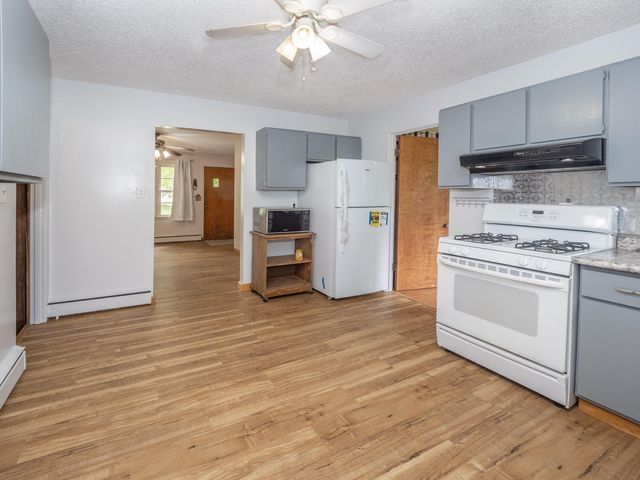 59021 County Road 215, Lawrence, MI 49064