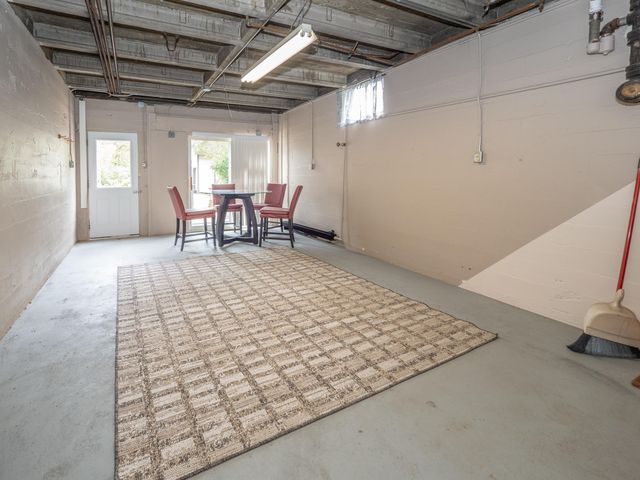 59021 County Road 215, Lawrence, MI 49064