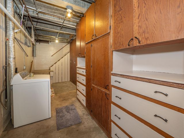 59021 County Road 215, Lawrence, MI 49064