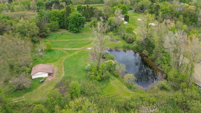 59021 County Road 215, Lawrence, MI 49064