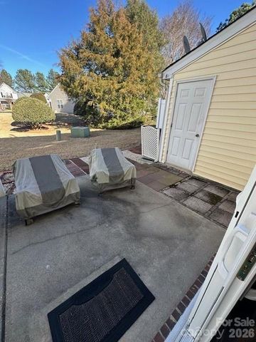 8038 Long House Lane, Fort Mill, SC 29707