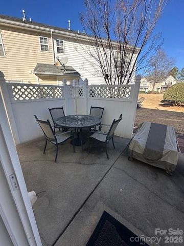 8038 Long House Lane, Fort Mill, SC 29707